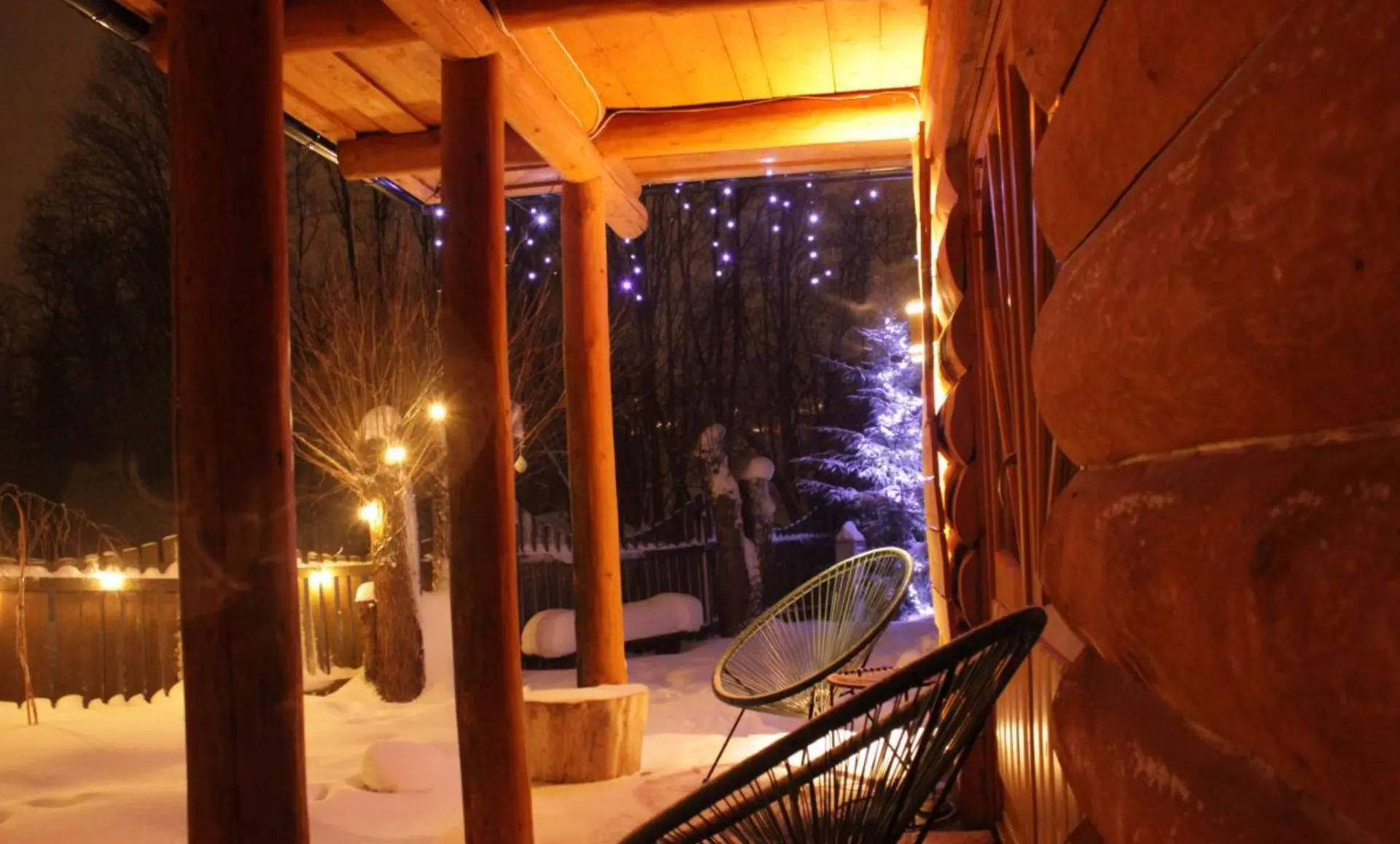 Taras zimowym wieczorem — Ostoja Pod Tatrami, Zakopane Olcza